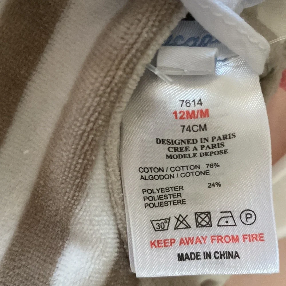 NWOT Jacadi Paris Baby Striped Pajama with Small Stuffed Giraffe - 12M